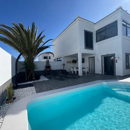 Sara By Casa Naturaleza Villa